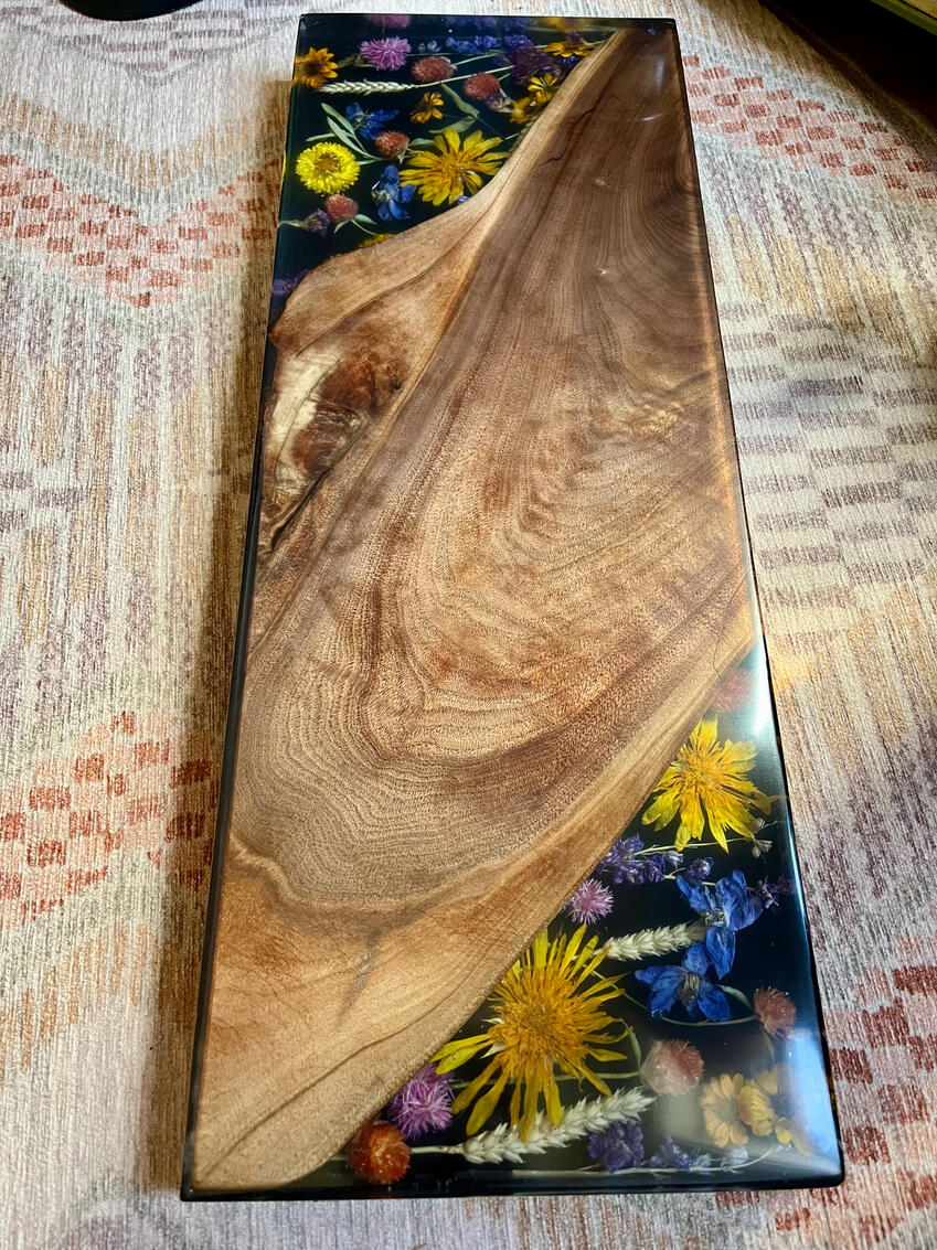 Floral resin tabletop Floral resin tabletop