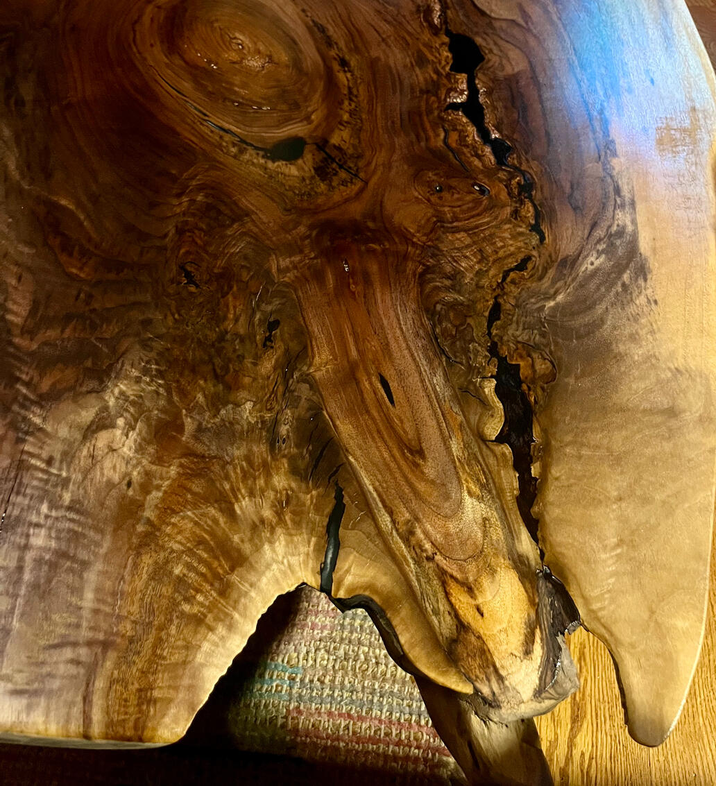 Black walnut table detail with resin Black walnut table detail with resin
